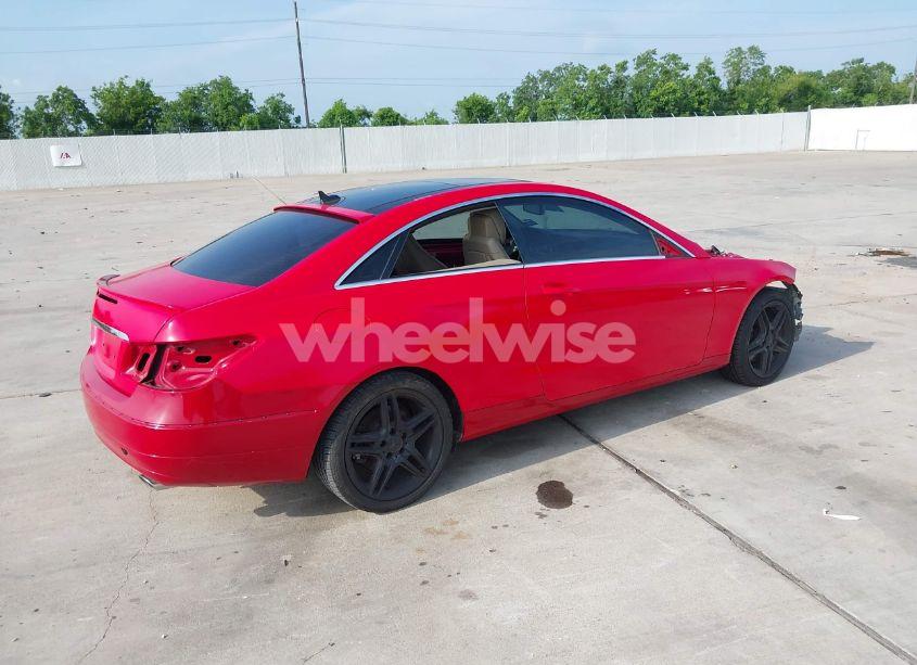 Photo 4 of 2011 Mercedes-benz E 350 (VIN WDDKJ5GBXBF086899)