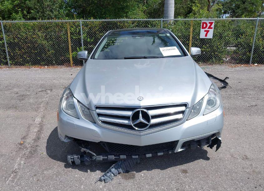 Photo 6 of 2013 Mercedes-benz E 350 (VIN WDDKJ5KB3DF199684)