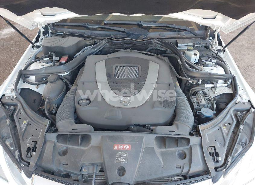Photo 10 of 2010 Mercedes-benz E 550 (VIN WDDKJ7CB4AF012491)