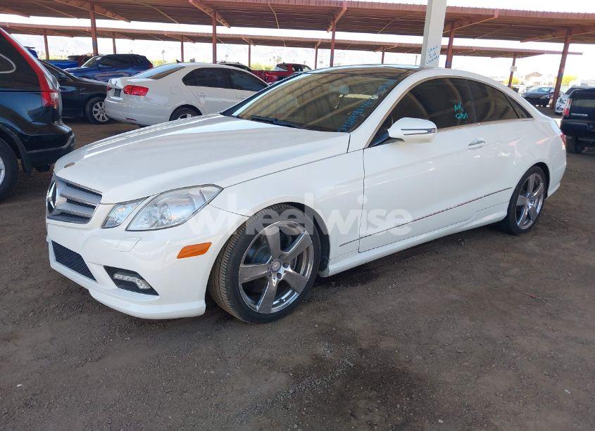 Photo 2 of 2010 Mercedes-benz E 550 (VIN WDDKJ7CB4AF012491)