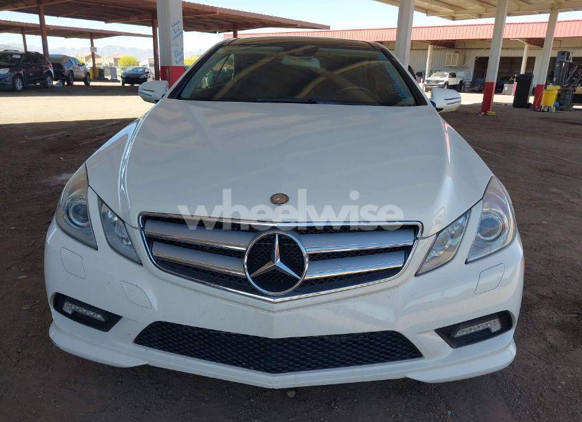 Photo 6 of 2010 Mercedes-benz E 550 (VIN WDDKJ7CB4AF012491)