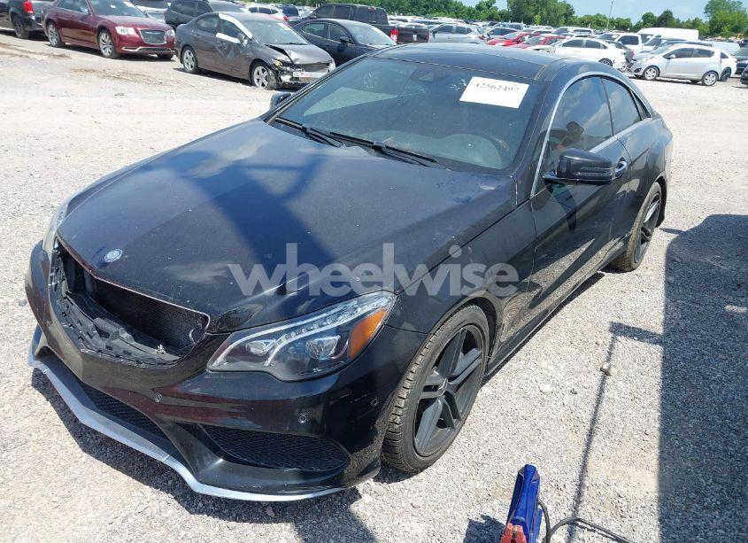 Photo 2 of 2014 Mercedes-benz E 550 (VIN WDDKJ7DB3EF250675)