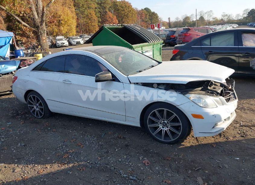 Photo 13 of 2013 Mercedes-benz E 350 4MATIC (VIN WDDKJ8JB1DF210782)