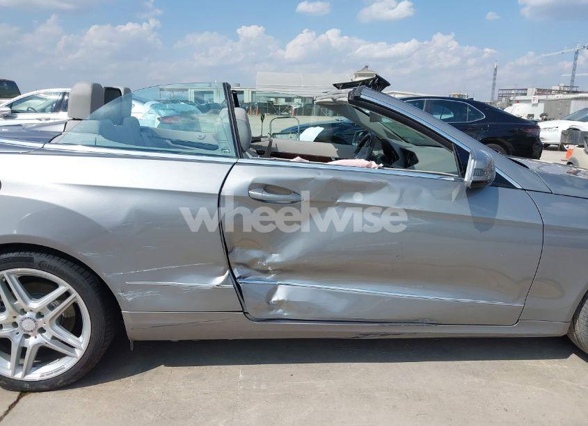 Photo 13 of 2011 Mercedes-benz E 350 (VIN WDDKK5GF4BF079091)