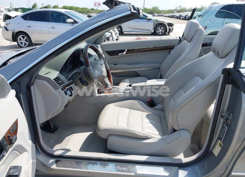 Photo 5 of 2011 Mercedes-benz E 350 (VIN WDDKK5GF4BF079091)