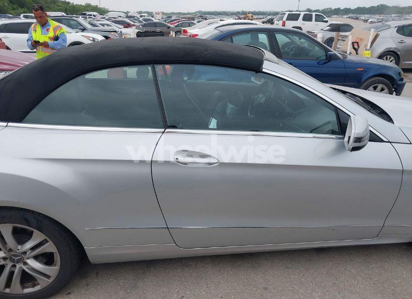 Photo 13 of 2011 Mercedes-benz E 350 (VIN WDDKK5GF7BF060762)