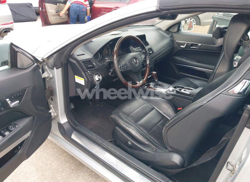 Photo 17 of 2011 Mercedes-benz E 350 (VIN WDDKK5GF7BF060762)