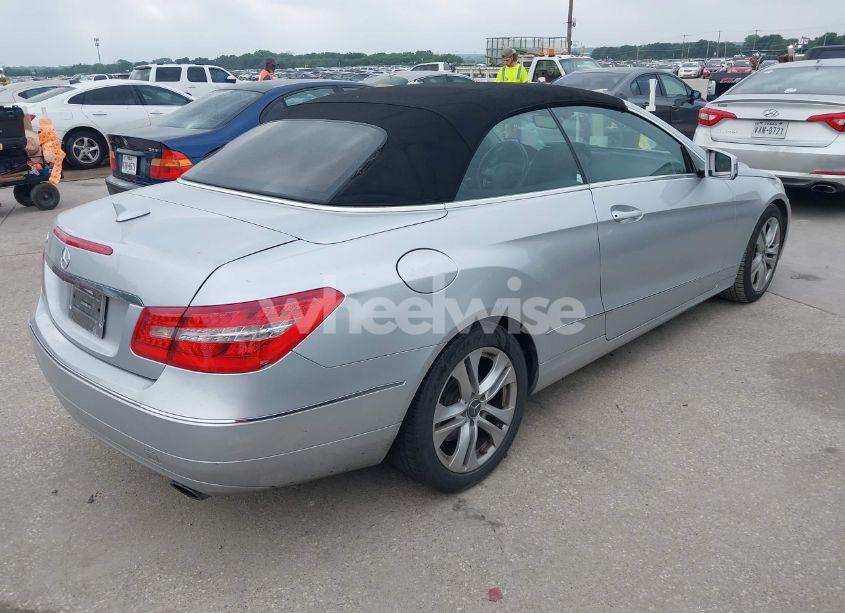 Photo 4 of 2011 Mercedes-benz E 350 (VIN WDDKK5GF7BF060762)