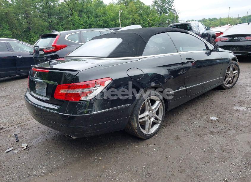 Photo 4 of 2013 Mercedes-benz E 350 (VIN WDDKK5KF3DF185509)