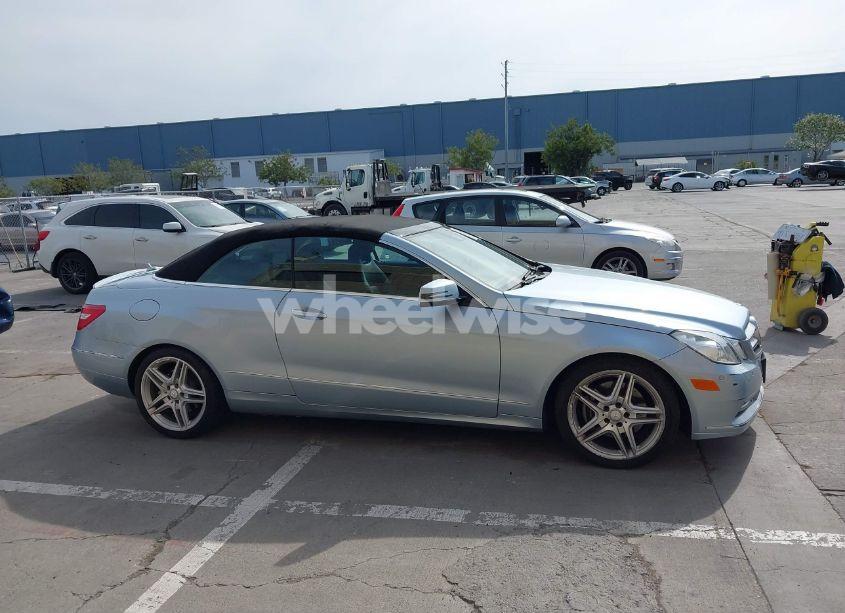 Photo 13 of 2013 Mercedes-benz E 350 (VIN WDDKK5KF4DF200471)