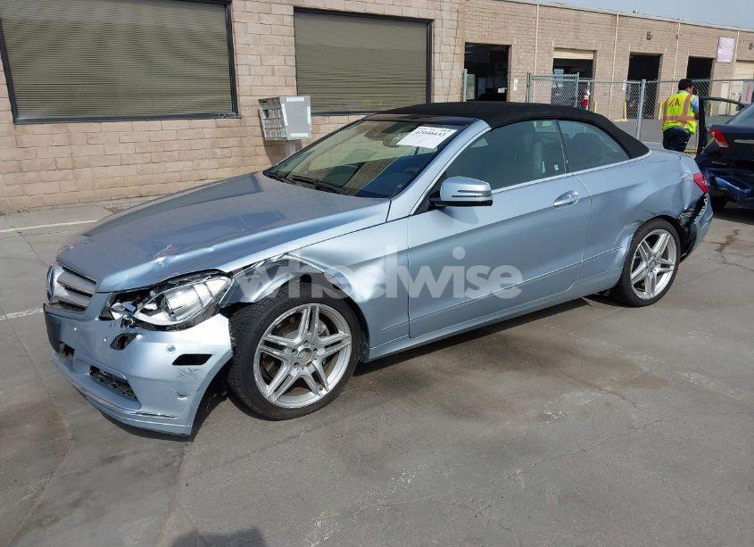 Photo 2 of 2013 Mercedes-benz E 350 (VIN WDDKK5KF4DF200471)