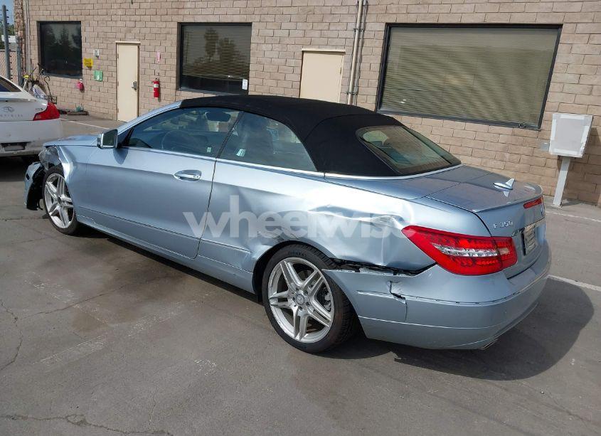 Photo 3 of 2013 Mercedes-benz E 350 (VIN WDDKK5KF4DF200471)
