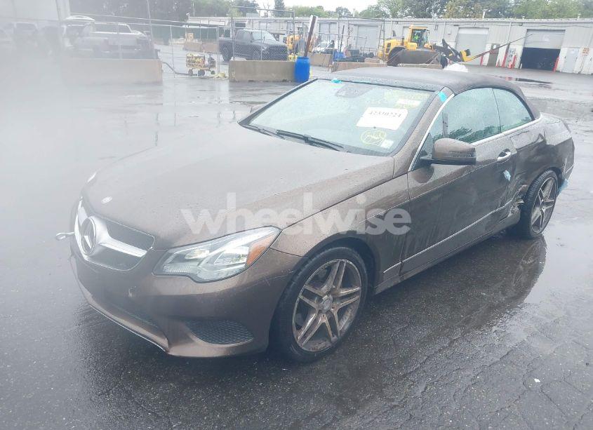 Photo 2 of 2014 Mercedes-benz E 350 (VIN WDDKK5KF4EF267573)