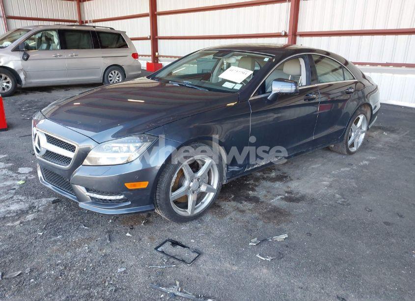 Photo 2 of 2013 Mercedes-benz Cls 550 (VIN WDDLJ7DB4DA072422)