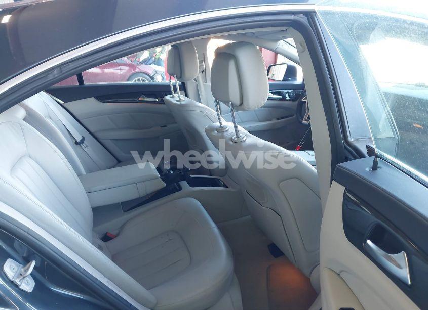 Photo 8 of 2013 Mercedes-benz Cls 550 (VIN WDDLJ7DB4DA072422)