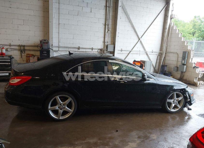 Photo 13 of 2013 Mercedes-benz Cls 550 (VIN WDDLJ7DB5DA079685)