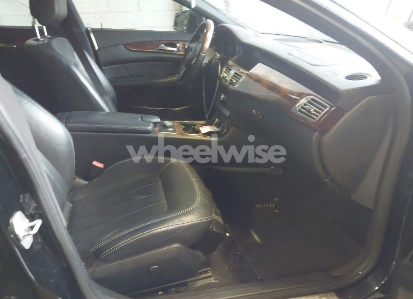 Photo 5 of 2013 Mercedes-benz Cls 550 (VIN WDDLJ7DB5DA079685)