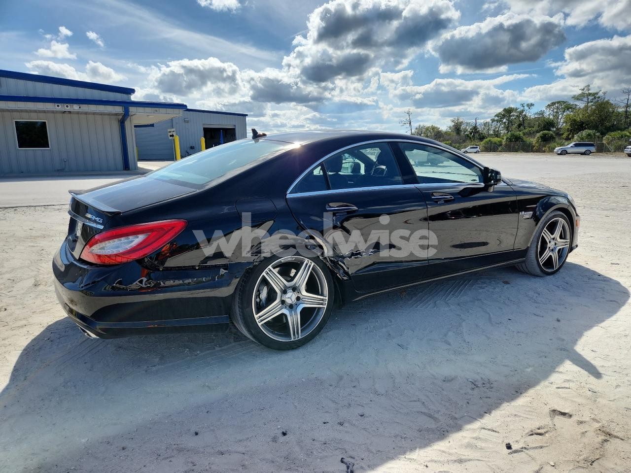 Photo 3 of 2013 MERCEDES-BENZ CLS 63 AMG (VIN WDDLJ7EB8DA074883)