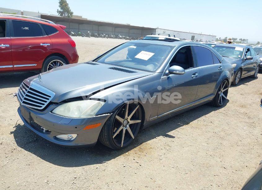 Photo 2 of 2007 Mercedes-benz S 550 (VIN WDDNG71X27A118583)