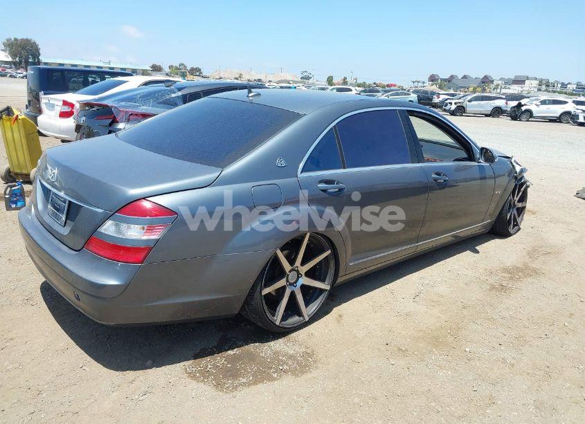 Photo 4 of 2007 Mercedes-benz S 550 (VIN WDDNG71X27A118583)