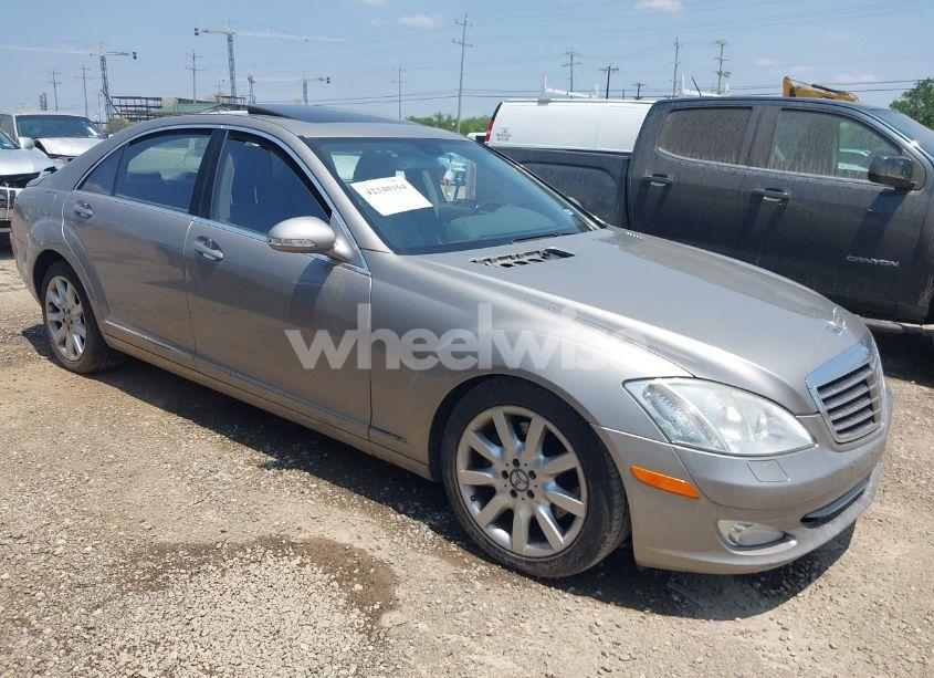 2007 Mercedes-benz S 550 (VIN WDDNG71X57A047640) main photo