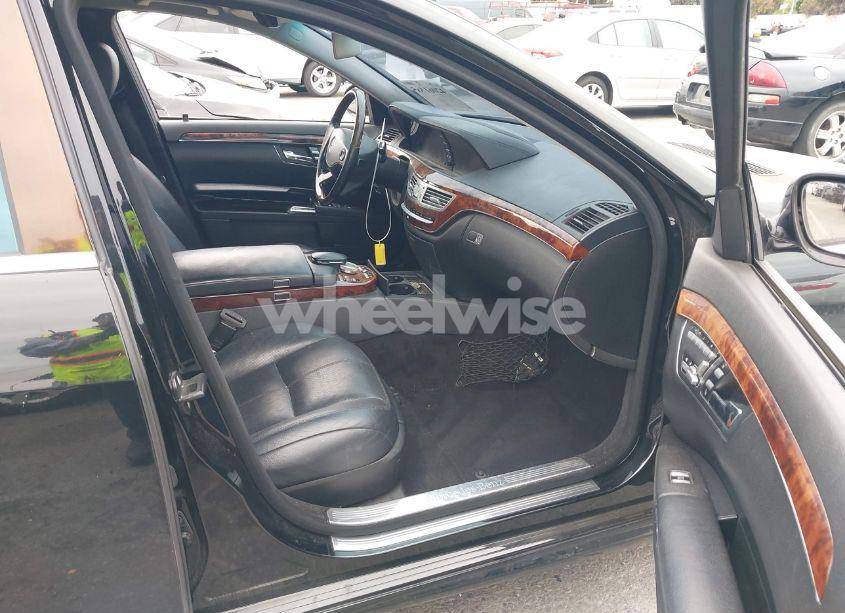 Photo 5 of 2007 Mercedes-benz S 550 (VIN WDDNG71X57A054555)