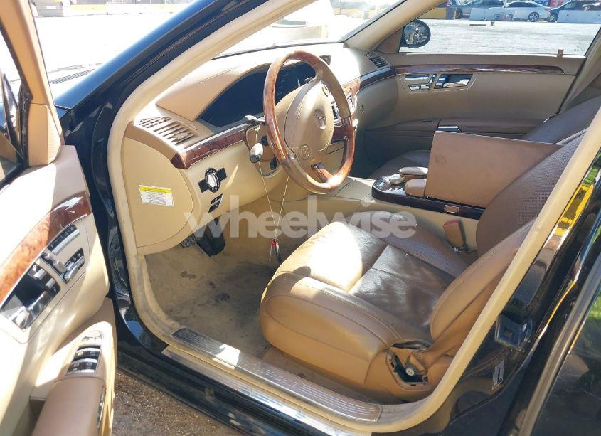 Photo 5 of 2009 Mercedes-benz S 550 (VIN WDDNG71X79A275447)