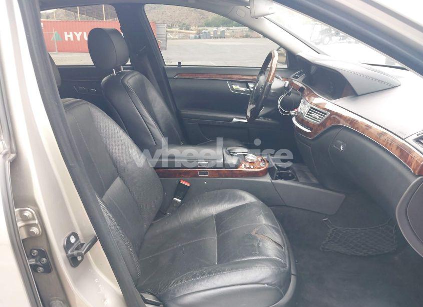Photo 5 of 2007 Mercedes-benz S 550 (VIN WDDNG71X87A059703)
