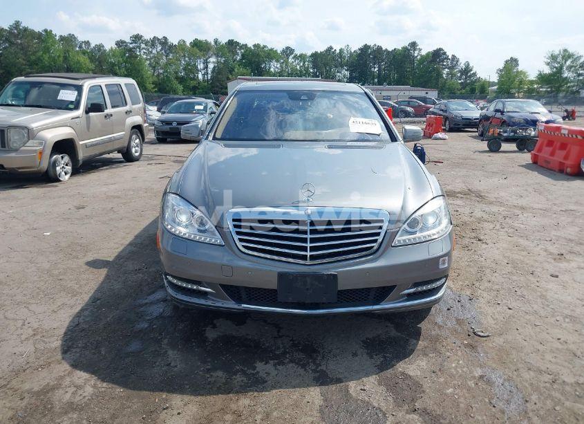 Photo 12 of 2013 Mercedes-benz S 550 (VIN WDDNG7DB0DA516077)