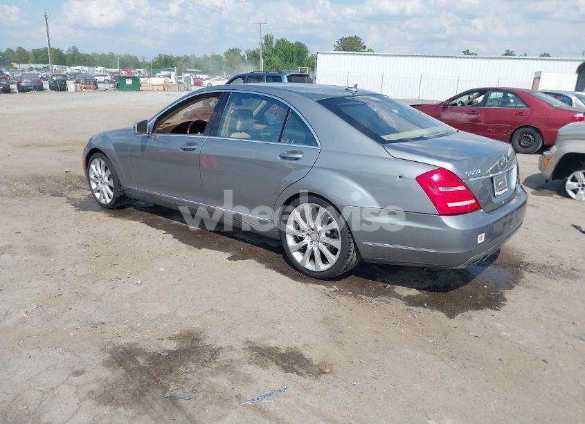 Photo 3 of 2013 Mercedes-benz S 550 (VIN WDDNG7DB0DA516077)