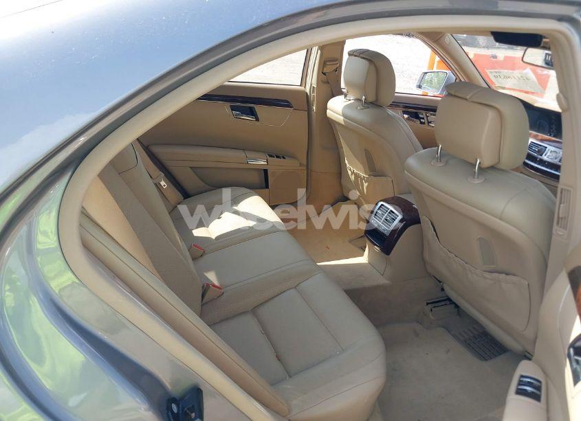 Photo 8 of 2013 Mercedes-benz S 550 (VIN WDDNG7DB0DA516077)