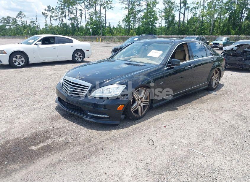 Photo 2 of 2012 Mercedes-benz S 550 (VIN WDDNG7DB1CA449178)