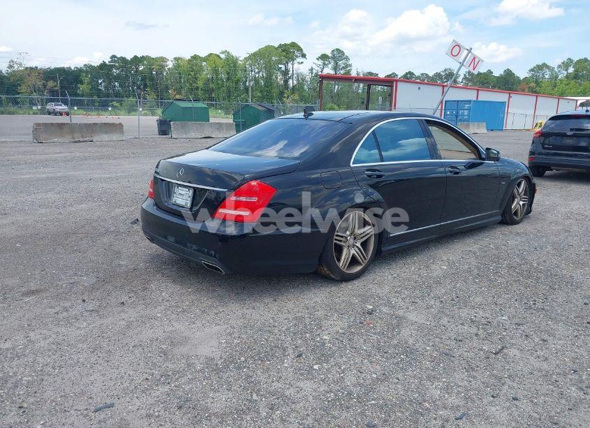 Photo 4 of 2012 Mercedes-benz S 550 (VIN WDDNG7DB1CA449178)
