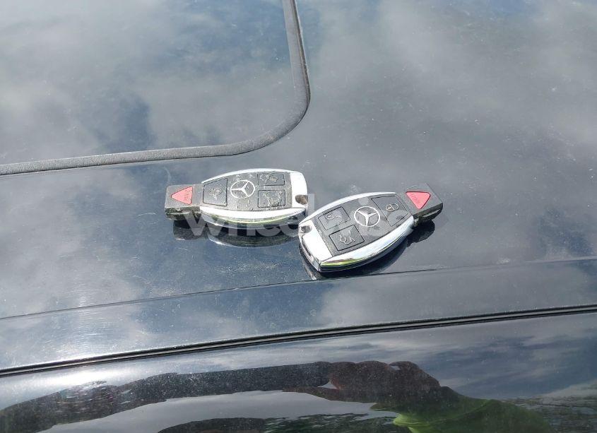 Photo 11 of 2012 Mercedes-benz S 550 (VIN WDDNG7DB3CA429417)