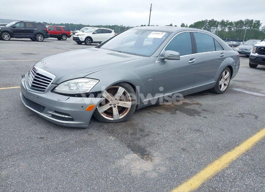 Photo 2 of 2012 Mercedes-benz S 550 (VIN WDDNG7DB4CA430575)