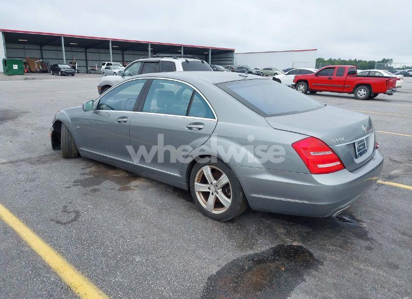 Photo 3 of 2012 Mercedes-benz S 550 (VIN WDDNG7DB4CA430575)