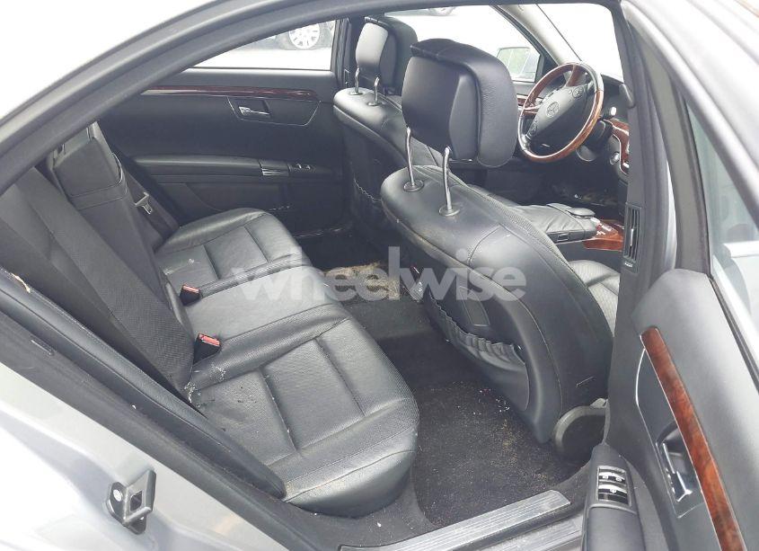 Photo 8 of 2012 Mercedes-benz S 550 (VIN WDDNG7DB4CA430575)