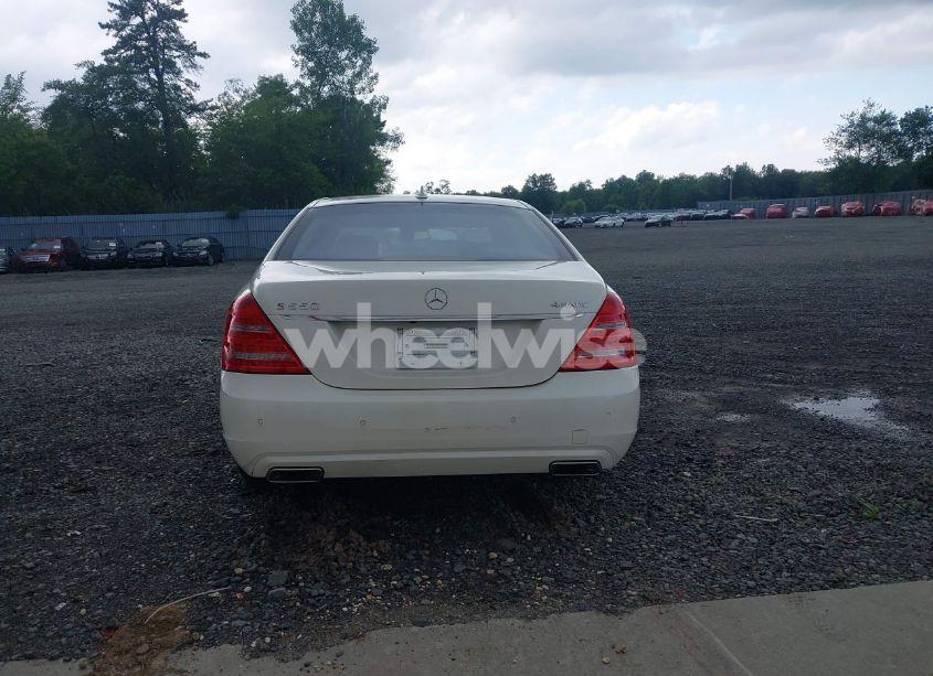 Photo 16 of 2010 Mercedes-benz S 550 4MATIC (VIN WDDNG8GB2AA355180)