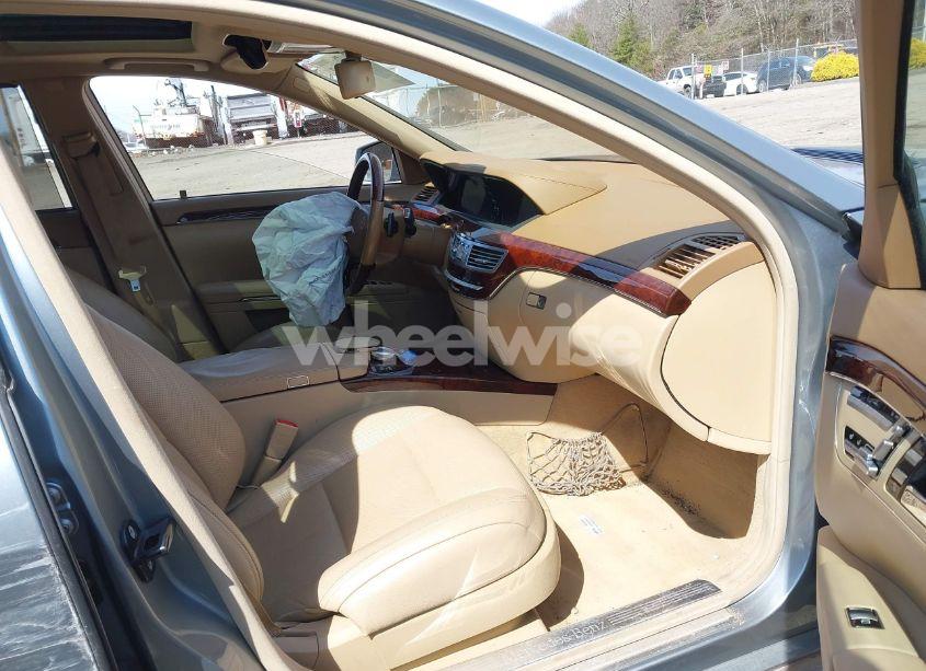 Photo 5 of 2012 Mercedes-benz S 550 4MATIC (VIN WDDNG9EB0CA477810)