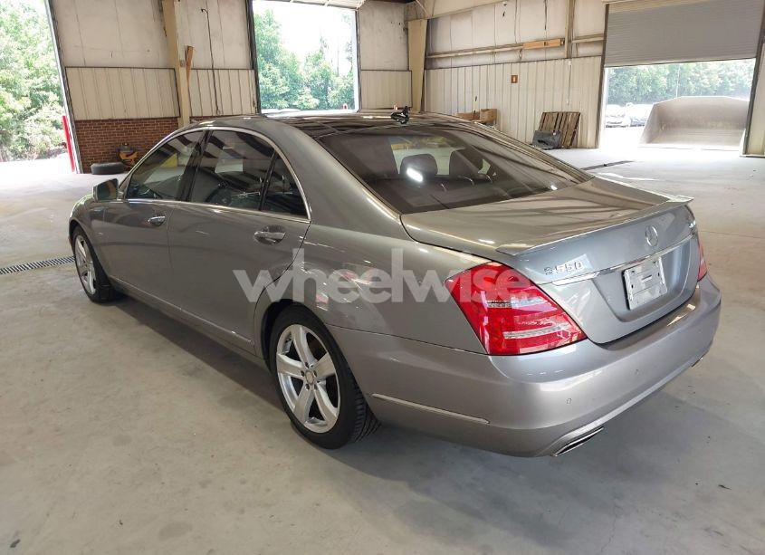 Photo 3 of 2012 Mercedes-benz S 550 4MATIC (VIN WDDNG9EB7CA422514)