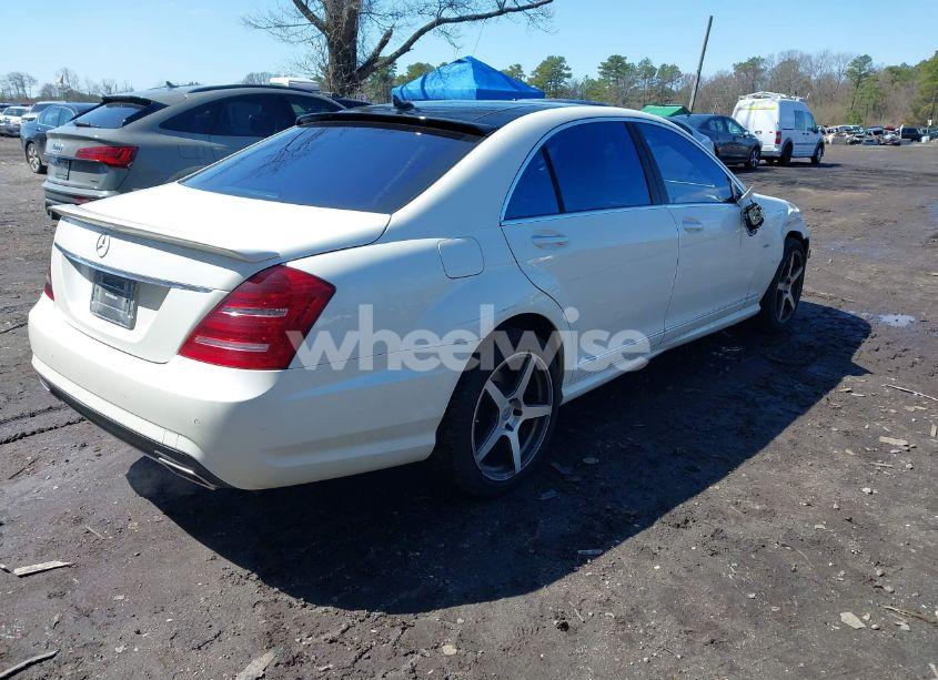 Photo 4 of 2012 Mercedes-benz S 550 4MATIC (VIN WDDNG9EB9CA463453)