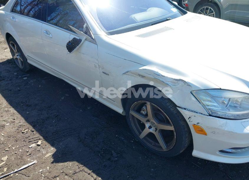 Photo 6 of 2012 Mercedes-benz S 550 4MATIC (VIN WDDNG9EB9CA463453)