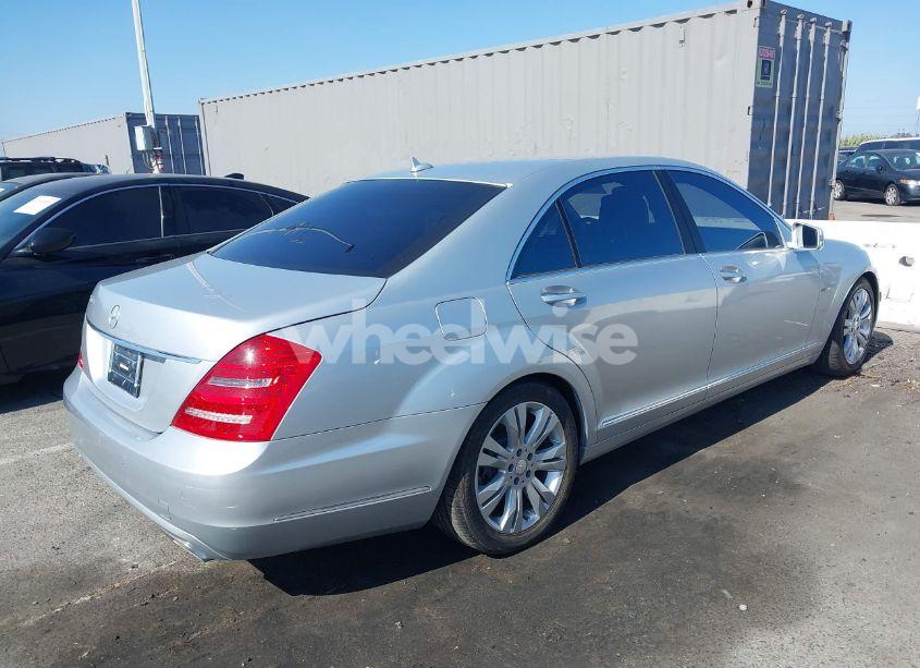 Photo 4 of 2010 Mercedes-benz S 400 HYBRID (VIN WDDNG9FBXAA318000)