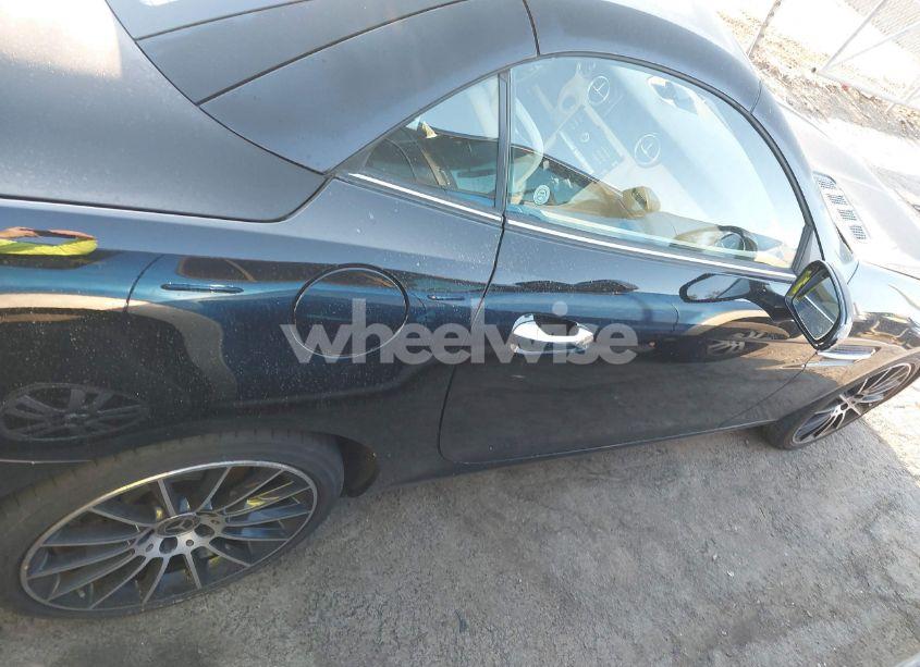 Photo 13 of 2019 Mercedes-benz Slc 300 (VIN WDDPK3JA1KF160119)