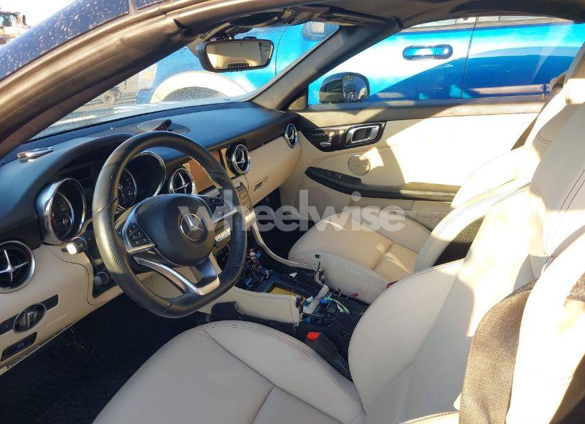 Photo 8 of 2019 Mercedes-benz Slc 300 (VIN WDDPK3JA1KF160119)