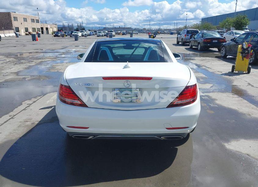 Photo 16 of 2019 Mercedes-benz Slc 300 (VIN WDDPK3JA1KF163070)