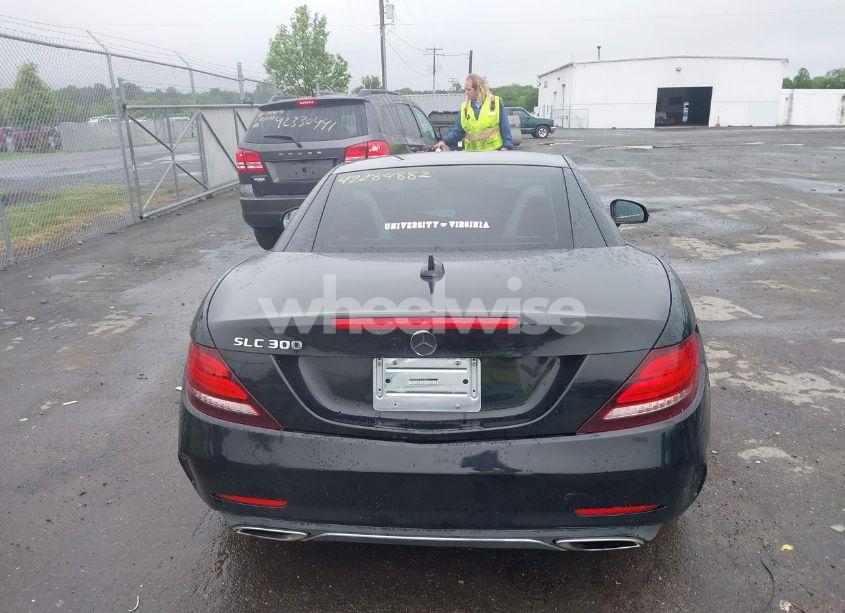Photo 16 of 2017 Mercedes-benz Slc 300 (VIN WDDPK3JA4HF128001)