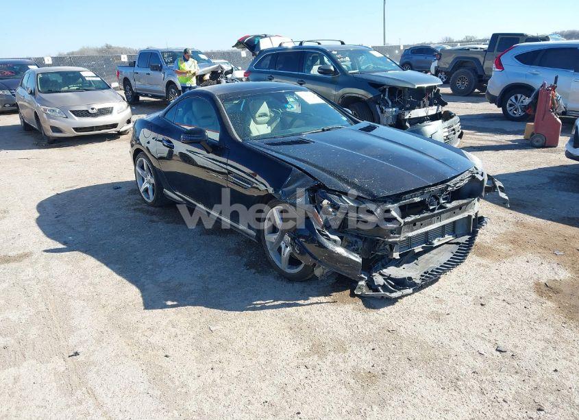 2013 Mercedes-benz Slk 250 (VIN WDDPK4HA1DF060293) main photo