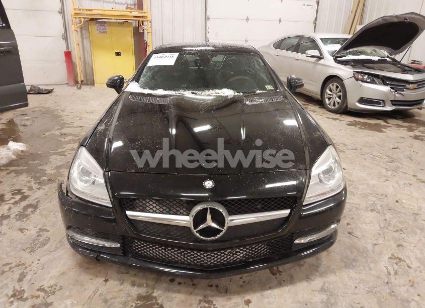 Photo 12 of 2012 Mercedes-benz Slk 350 (VIN WDDPK5HA9CF017776)