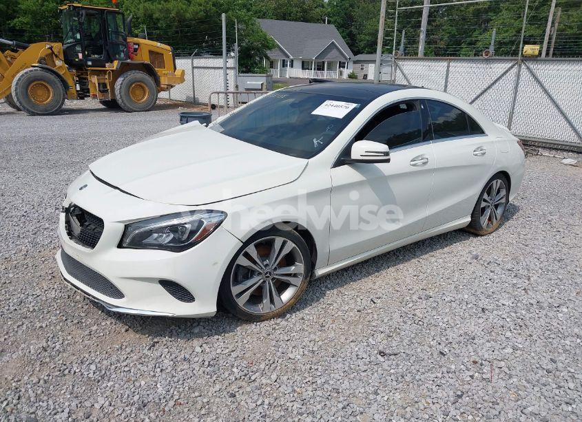 Photo 2 of 2018 Mercedes-benz Cla 250 (VIN WDDSJ4EB0JN606657)
